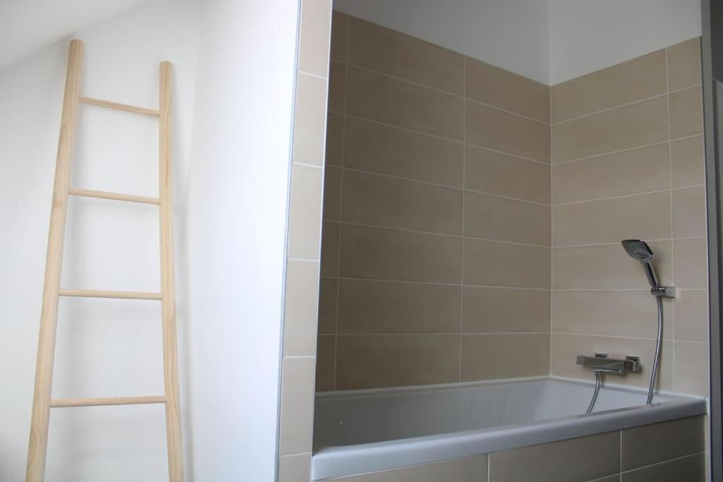 Gite De Charme A La Ferme - Duplex Landrévarzec Eksteriør billede